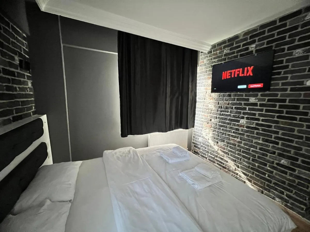 Karaca Suite Istanbul Hotel