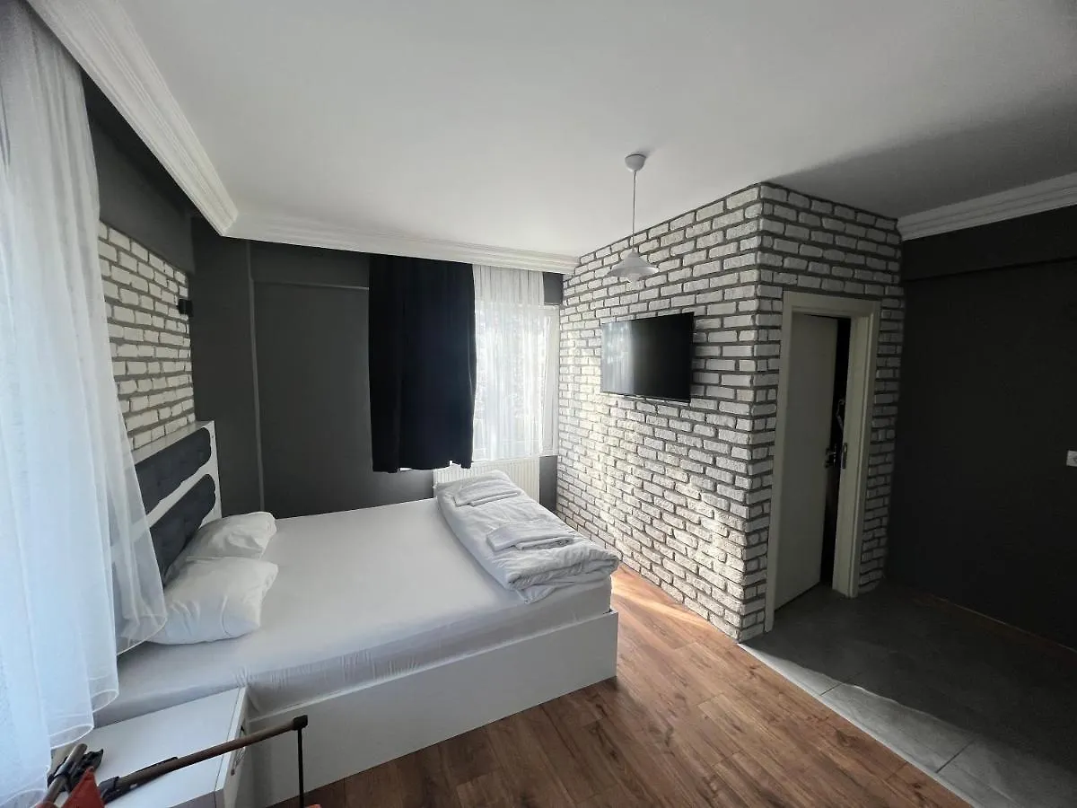 Karaca Suite Istanbul 0*,